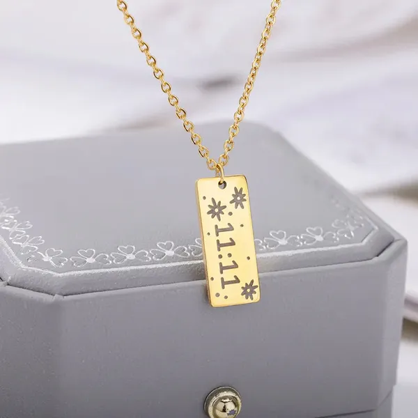 Gold_11_11_Amor_Pendants_For_Women